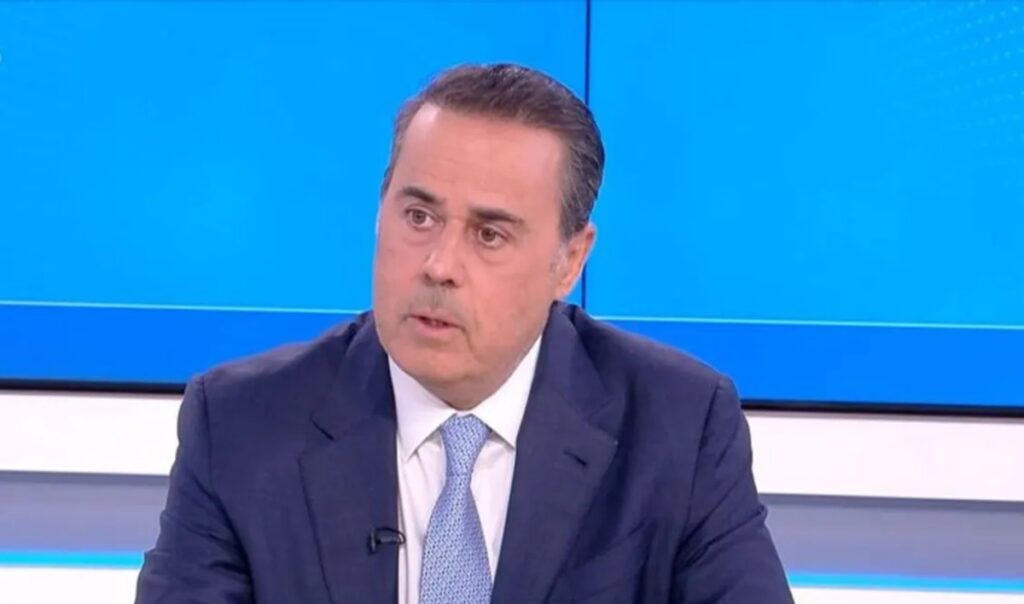 Μήλος: Πολεοδομικό αλαλούμ και φρένο στα έργα μέχρι την απόφαση της Δικαιοσύνης